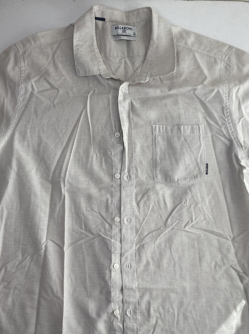 Billabong Mens size XL Ivory white tan Drip Dry No Iron Core Fit Stretch shirt